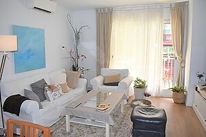 For rent fantastic refurbished flat with good materials and furnished.