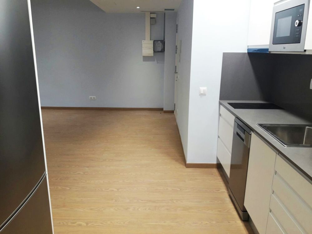 For rent apartment in Pujades street