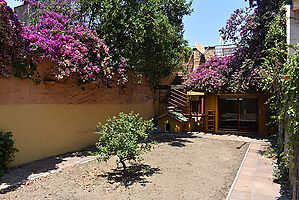 Agradable casa amb jardí privat i terrassa solàrium a la part de dalt