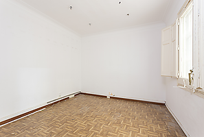 Fantastica vivienda para actualizarla al gusto en edificio nuevo