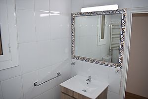 Vivienda reformada lista para entrar a vivir, 3 hab. dobles + 3 balcones