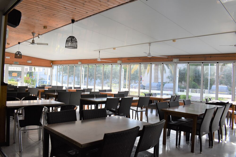 Restaurante muy luminoso en venta en la Costa Dorada