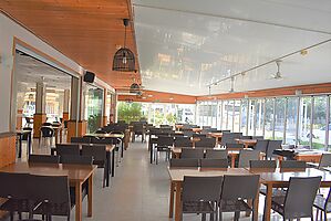 Very bright restaurant for sale on the Costa Dorada