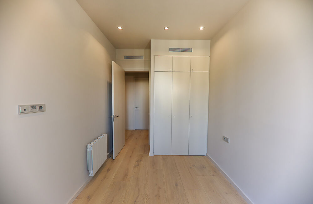 En pleno centro de las Ramblas vivienda de 3 habitaciones en venta!