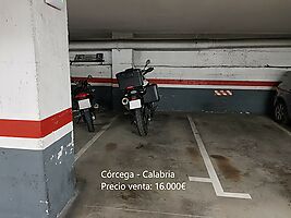 Several car parks for sale in the Nova Esquerra Eixample area