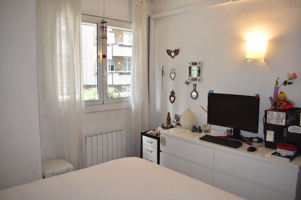 For rent fantastic refurbished flat with good materials and furnished.