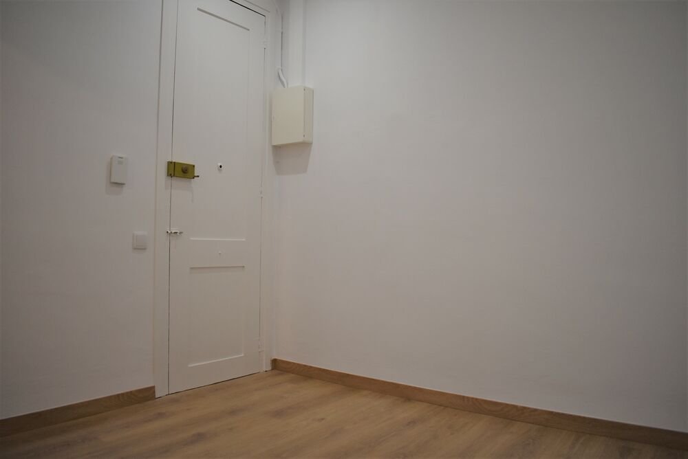 Flat for rent in Londres Street