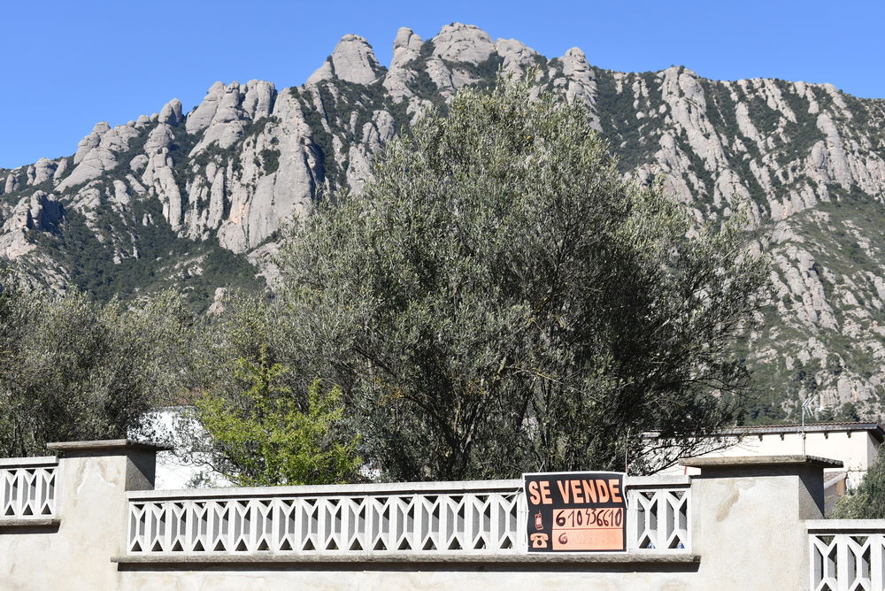 En venda gran terreny per edificar a Collbató