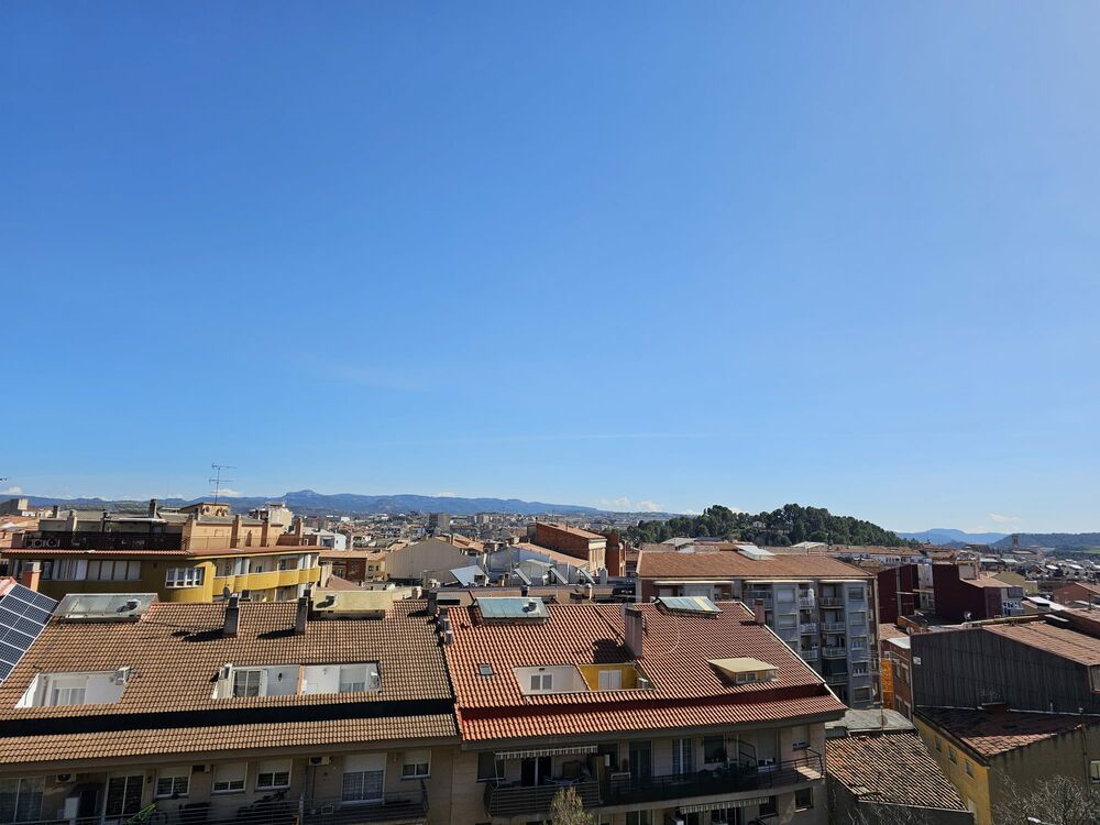 En venda edifici de pisos al Poble nou de Manresa