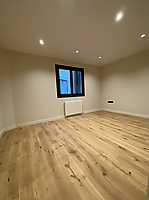 Flat for sale newly refurbished with 3 bedrooms