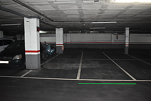 For sale Parking located in Paris street between Rocafort and Calabria.