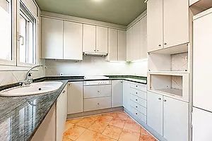 Exclusiva casa con jardín, piscina y solárium en el corazón de Sant Quirze