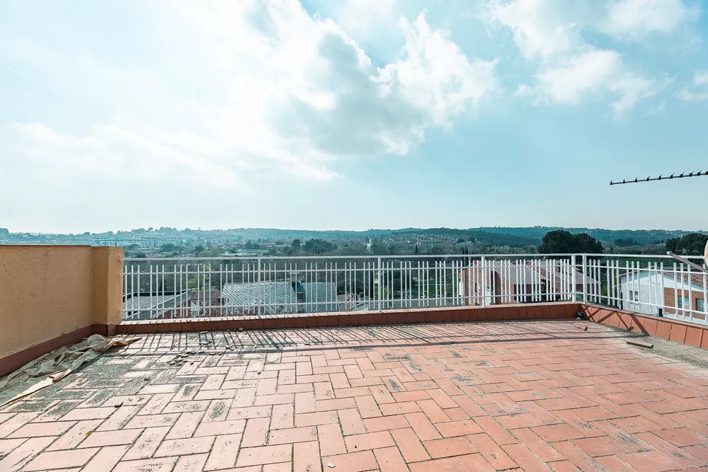 Exclusiva casa con jardín, piscina y solárium en el corazón de Sant Quirze