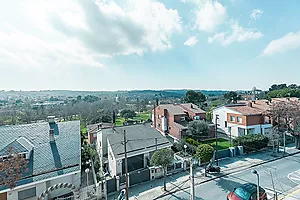Exclusiva casa con jardín, piscina y solárium en el corazón de Sant Quirze