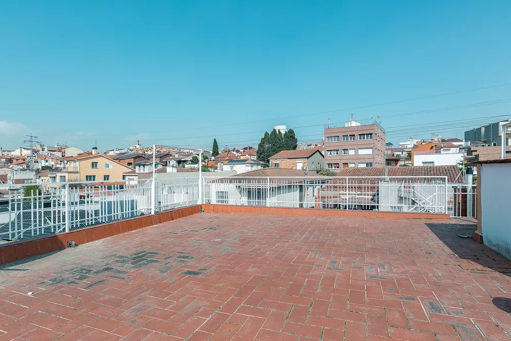 Exclusiva casa con jardín, piscina y solárium en el corazón de Sant Quirze