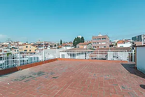 Exclusiva casa con jardín, piscina y solárium en el corazón de Sant Quirze