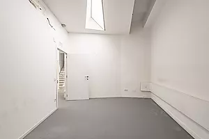 233 m² Commercial Premises in a Prime Location – For Sale or Rent