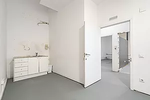 233 m² Commercial Premises in a Prime Location – For Sale or Rent