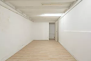233 m² Commercial Premises in a Prime Location – For Sale or Rent