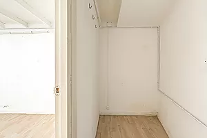 233 m² Commercial Premises in a Prime Location – For Sale or Rent