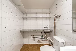 233 m² Commercial Premises in a Prime Location – For Sale or Rent