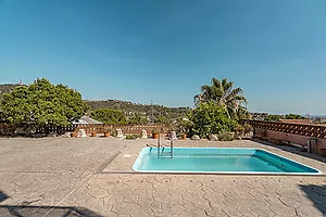 Xalet de lloguer temporal amb piscina, grans vistes i màxim confort