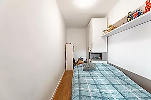 Piso reformado hace 2 años, con 3 habitaciones y gran terraza