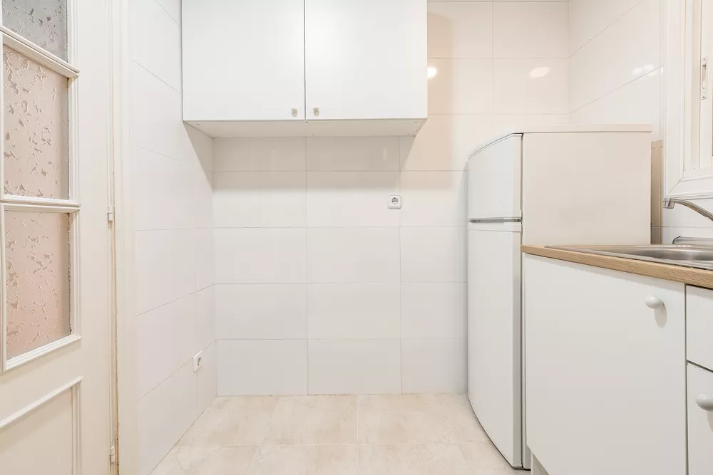 Bright 3-Bedroom Apartment on Meridiana Avenue, in Navas District
