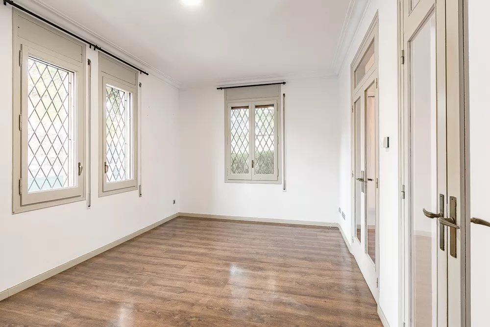 Casa unifamiliar independent de 249 m² amb jardí privat i garatge a Sant Gervasi – La Bonanova
