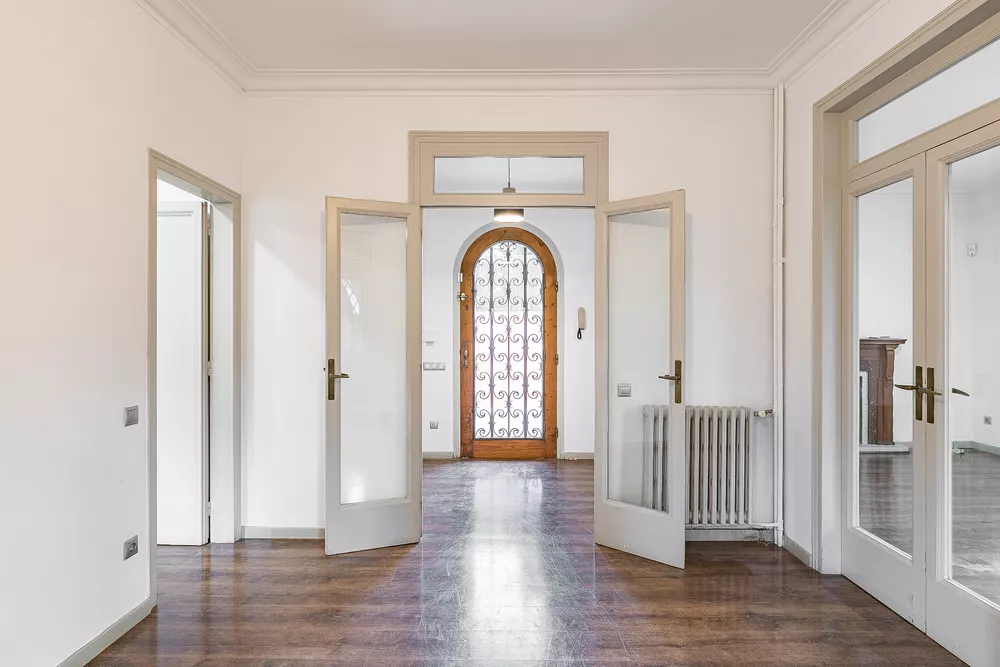Casa unifamiliar independent de 249 m² amb jardí privat i garatge a Sant Gervasi – La Bonanova