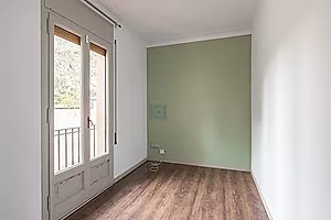 Casa unifamiliar independent de 249 m² amb jardí privat i garatge a Sant Gervasi – La Bonanova