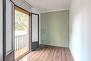 Casa unifamiliar independent de 249 m² amb jardí privat i garatge a Sant Gervasi – La Bonanova