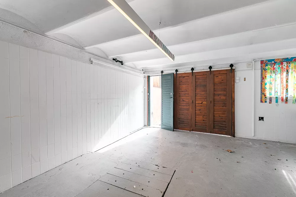 Casa unifamiliar independent de 249 m² amb jardí privat i garatge a Sant Gervasi – La Bonanova