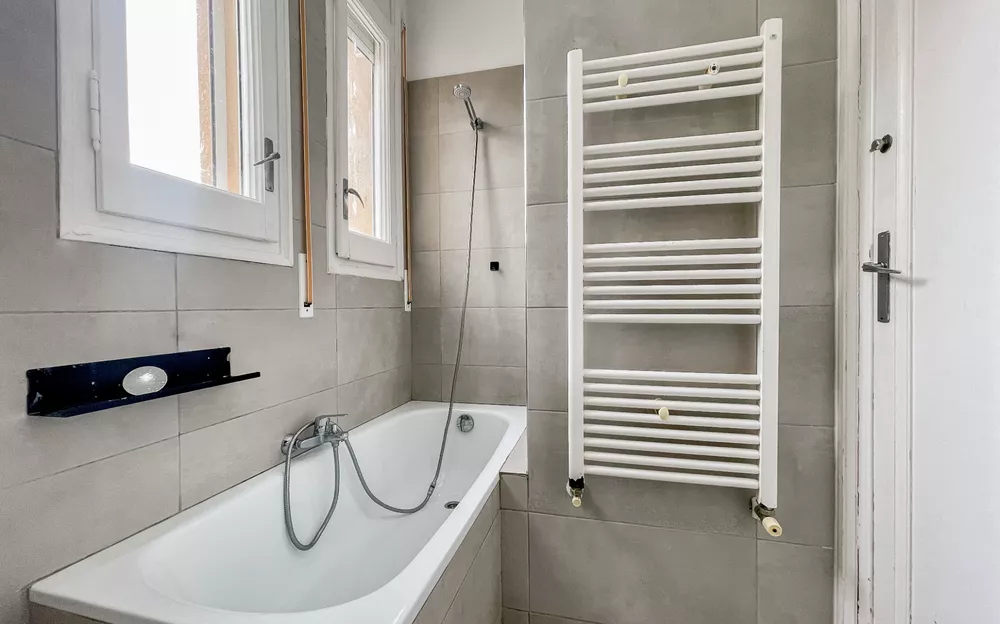 Casa unifamiliar independent de 249 m² amb jardí privat i garatge a Sant Gervasi – La Bonanova