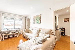 Pis reformat de 3 habitacions amb gran pati privat, vistes a Montserrat i traster inclòs a Manresa