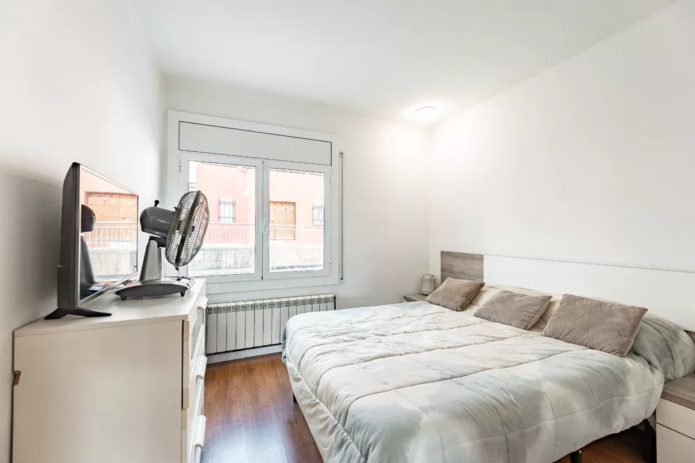 Pis reformat de 3 habitacions amb gran pati privat, vistes a Montserrat i traster inclòs a Manresa