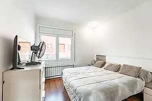 Pis reformat de 3 habitacions amb gran pati privat, vistes a Montserrat i traster inclòs a Manresa
