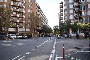 En alquiler plaza de parking para coche grande