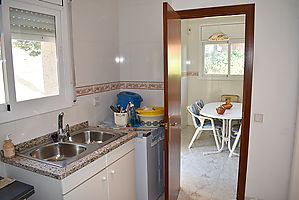 Precioso chalet independiente con gran terreno en urbanización el Nou Vendrell