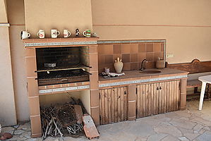 Precioso chalet independiente con gran terreno en urbanización el Nou Vendrell