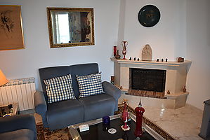 Precioso chalet independiente con gran terreno en urbanización el Nou Vendrell