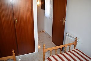 Precioso chalet independiente con gran terreno en urbanización el Nou Vendrell