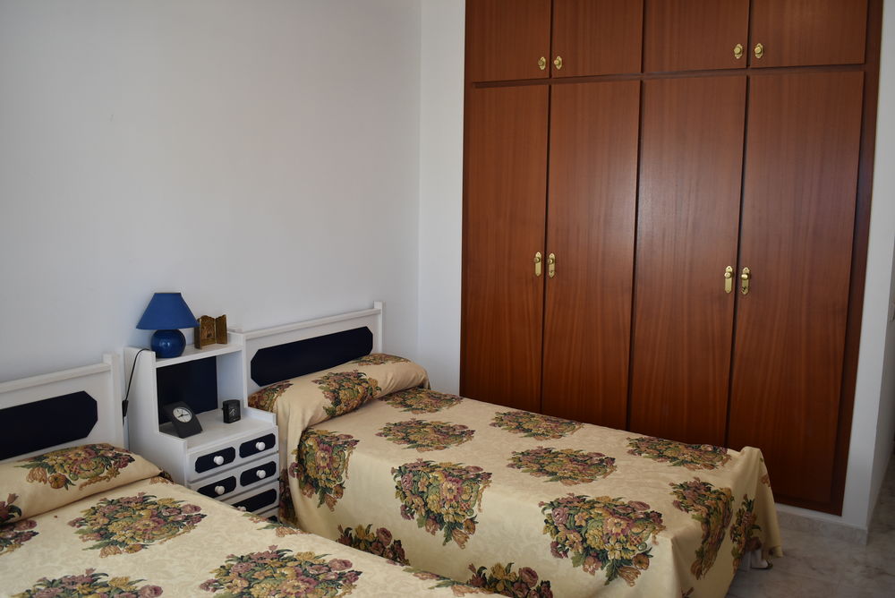 Precioso chalet independiente con gran terreno en urbanización el Nou Vendrell