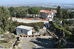 Precioso chalet independiente con gran terreno en urbanización el Nou Vendrell