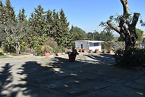 Precioso chalet independiente con gran terreno en urbanización el Nou Vendrell