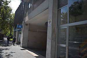 Plaça de parking per a cotxe petit