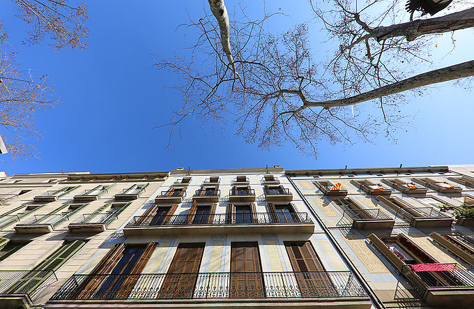 La antigüetat de les cases a Barcelona